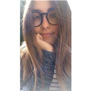 Laureata in Lingue e letterature straniere moderne a pieni voti offre ripetizioni di inglese, francese e tedesco dalle elementari